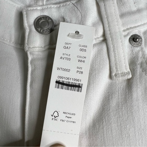J. Crew 9" vintage straight jean in white size 28P - Picture 9 of 10